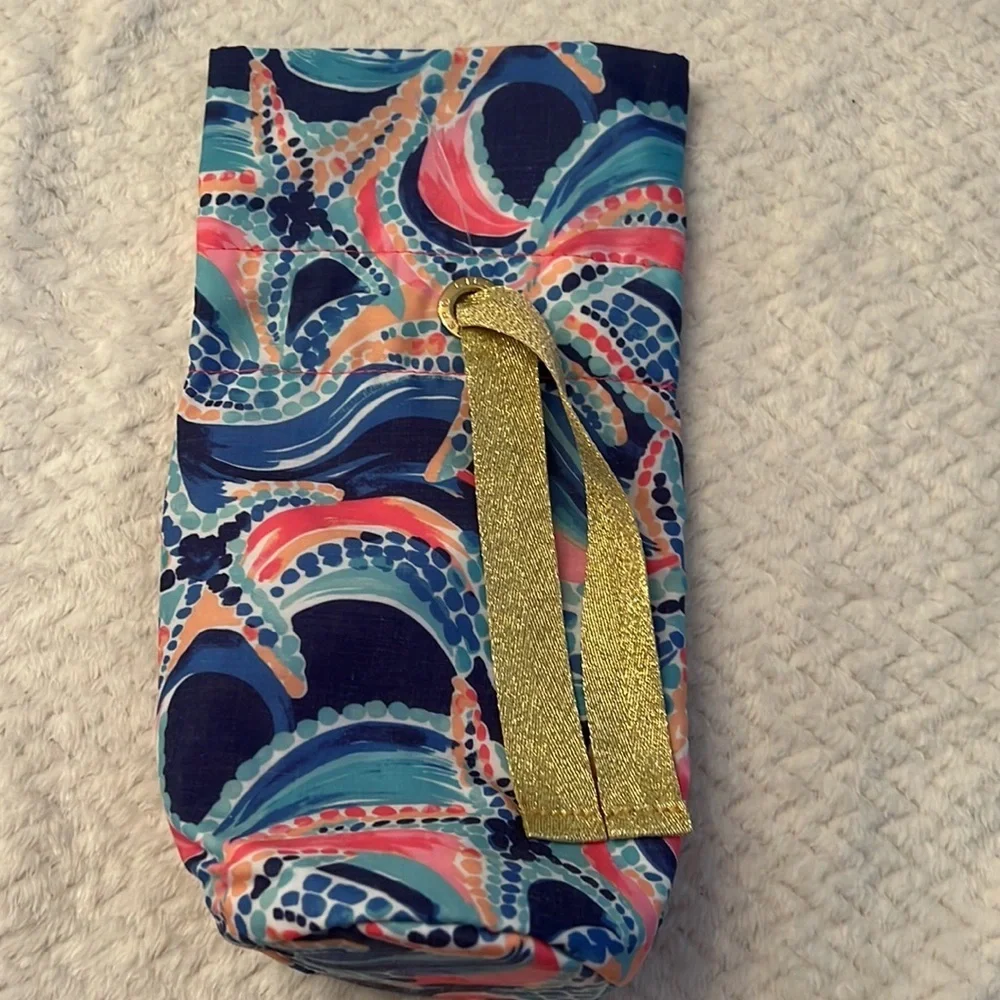 Lilly Pulitzer Ocean Jewel Pattern Set of 2 Wine Totes New with Tags